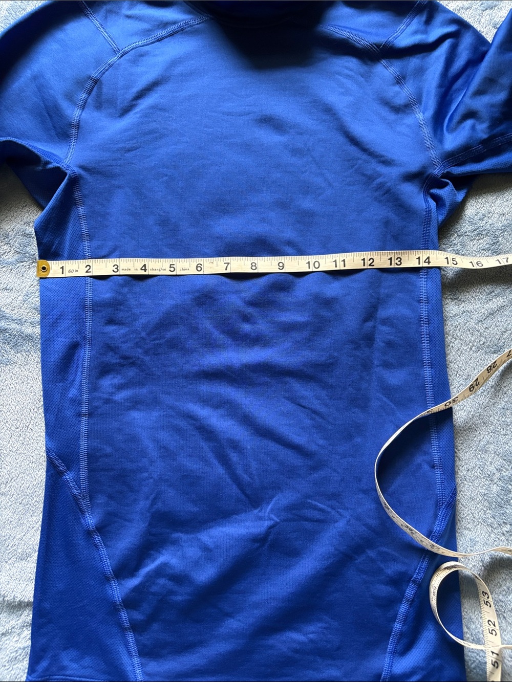 Under Armour Men’s Royal Blue Turtleneck Base Layer - Picture 5 of 6